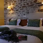Hotel Logis Le Champalud Restaurant La Citadelle Oree-d'Anjou