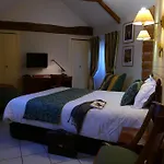 Logis Le Champalud Restaurant La Citadelle Oree-d'Anjou
