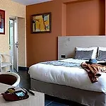 Hotel Logis Le Champalud Restaurant La Citadelle 3*