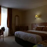 Logis Le Champalud Restaurant La Citadelle 3*