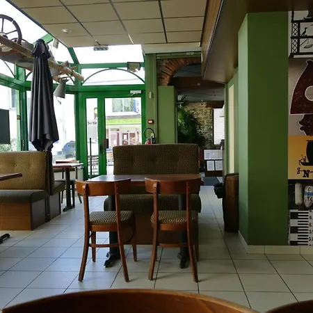 מלון Logis Le Champalud Restaurant La Citadelle Oree-d'Anjou