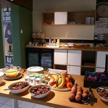 Logis Le Champalud Hotel