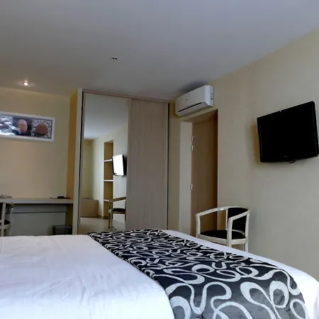 Logis Le Champalud Restaurant La Citadelle 3*