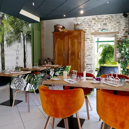 Logis Le Champalud Restaurant La Citadelle 3*