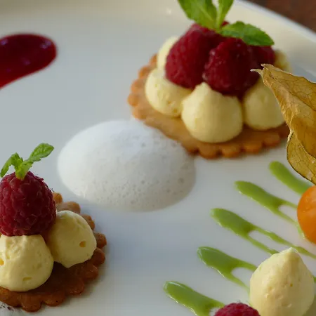 Logis Le Champalud Restaurant La Citadelle מלון 3*