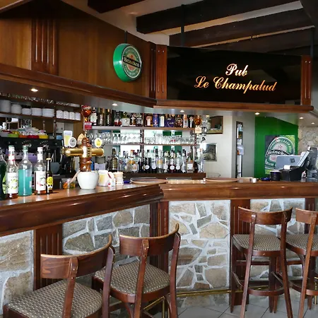 Logis Le Champalud Restaurant La Citadelle Hotel Oree-d'Anjou