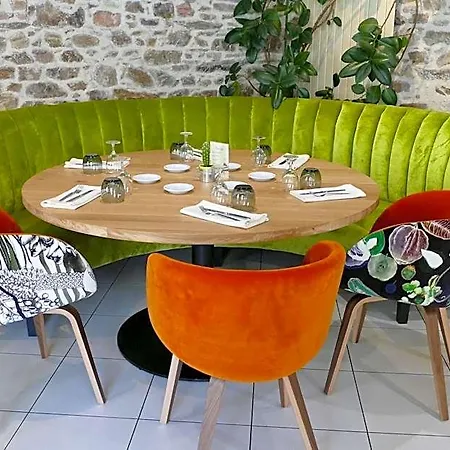 Logis Le Champalud Restaurant La Citadelle
