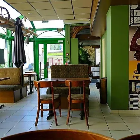 Hotel Logis Le Champalud Restaurant La Citadelle