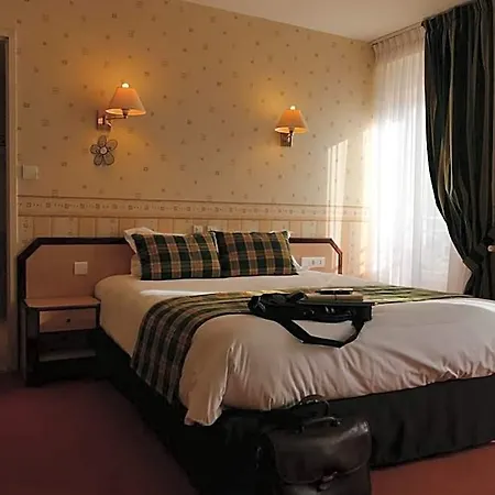 Hotel Logis Le Champalud Restaurant La Citadelle