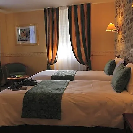 Logis Le Champalud Restaurant La Citadelle 3*