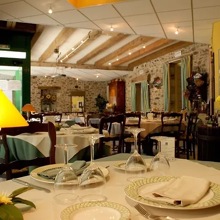 Logis Le Champalud Restaurant La Citadelle Hotel