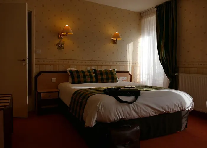 Logis Le Champalud Restaurant La Citadelle Oree-d'Anjou