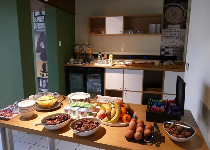 Logis Le Champalud Restaurant La Citadelle Hotel