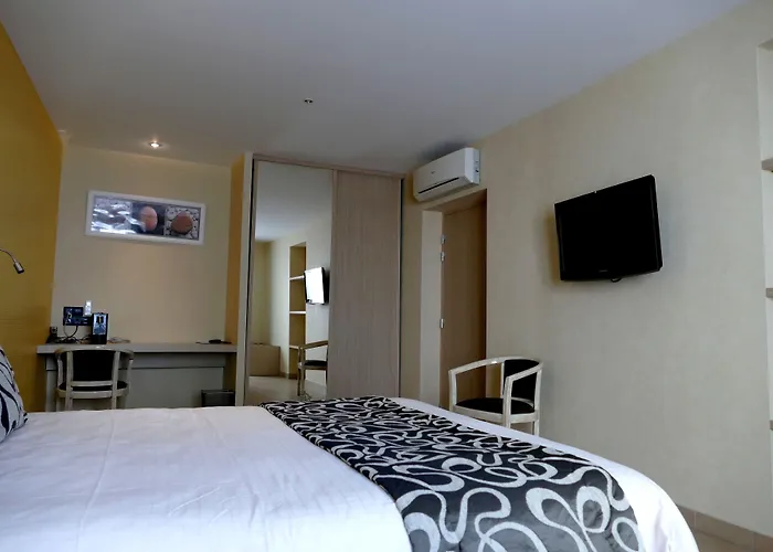 Logis Le Champalud Restaurant La Citadelle 3*