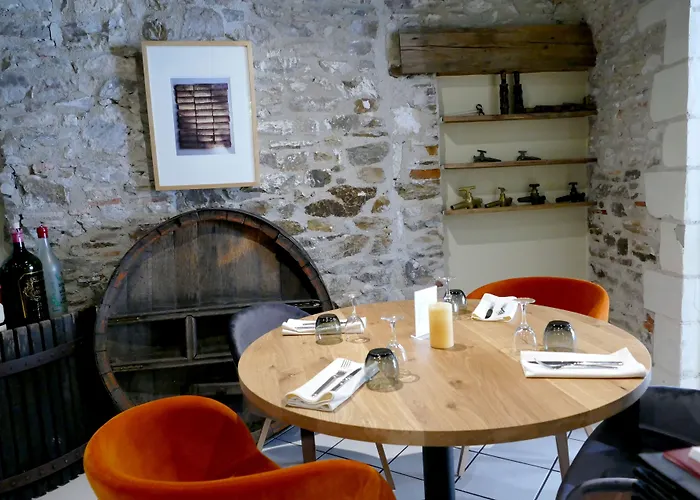 Logis Le Champalud Restaurant La Citadelle Hotel 3*