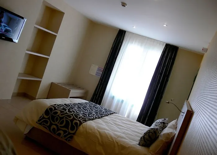 Logis Le Champalud Restaurant La Citadelle 3*