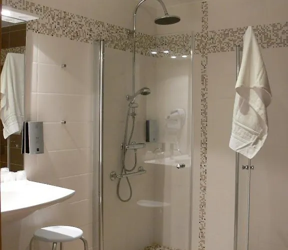 Logis Le Champalud Restaurant La Citadelle Hotel Oree-d'Anjou