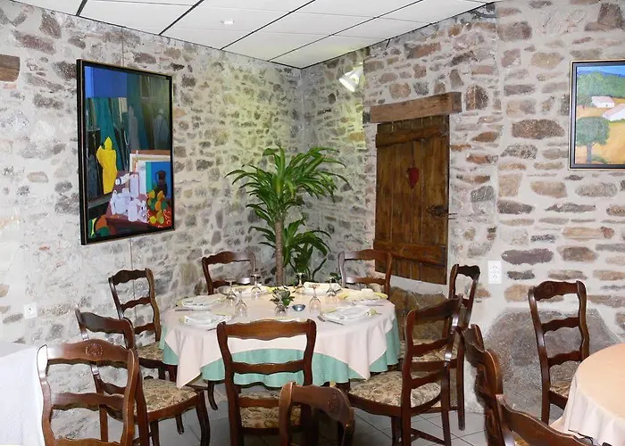 Logis Le Champalud Restaurant La Citadelle 3* Oree-d'Anjou