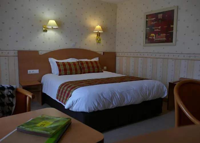 Logis Le Champalud Restaurant La Citadelle 酒店 Oree-d'Anjou